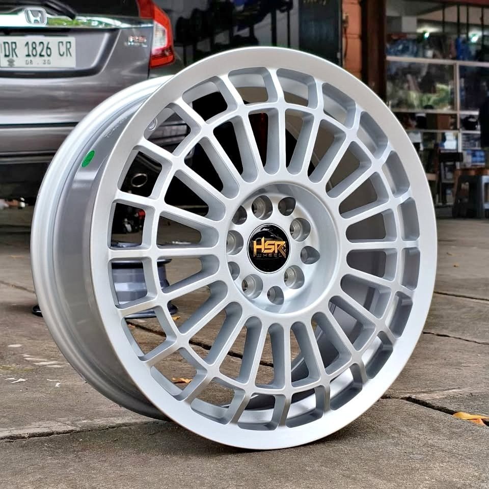 Jual Velg Model Rally Hsr Futbuls R17 Untuk All New Xenia Sienta Wish ...