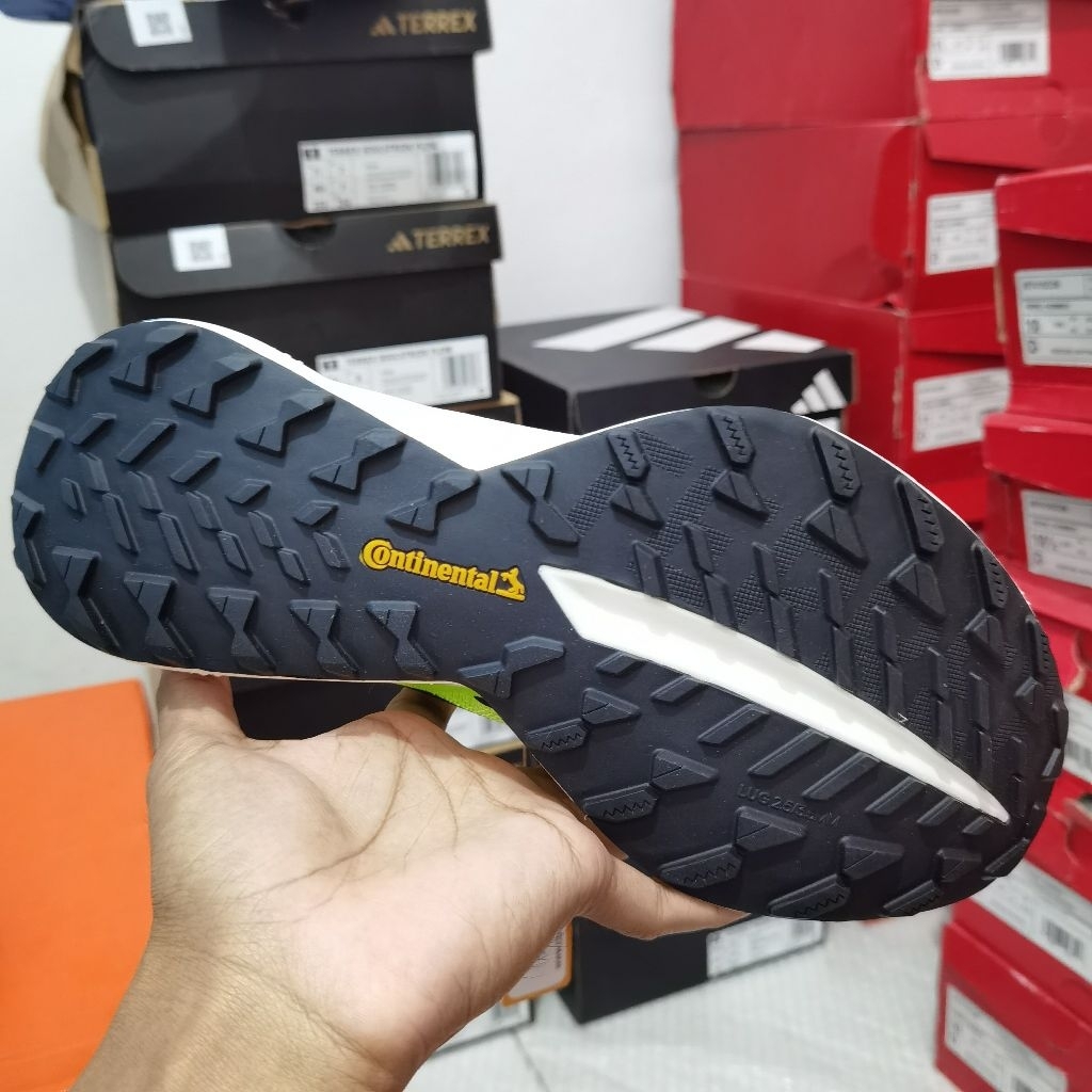 Jual sepatu trail running terrex agravic speed ultra resmi JR5217 ...