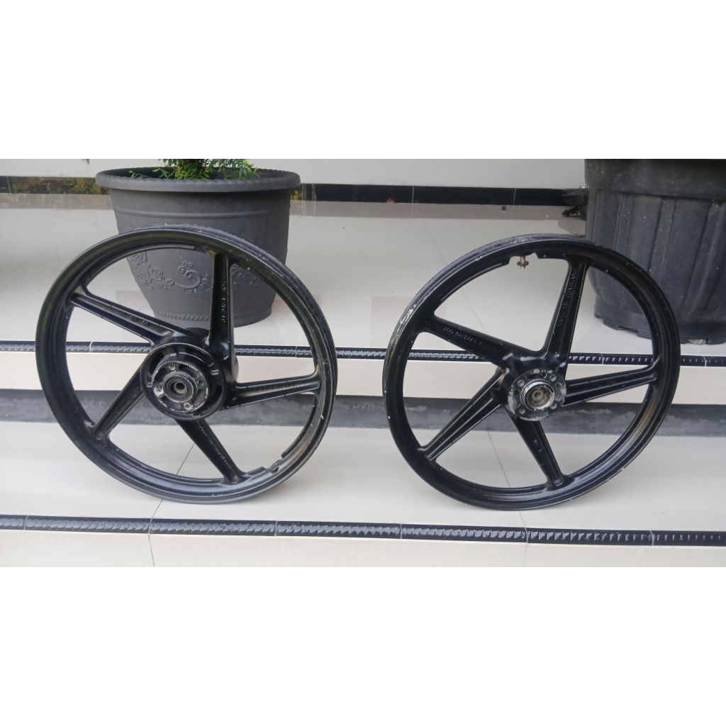 Jual velg suzuki raider 125 rk cool original DD satria 2tak | Shopee ...
