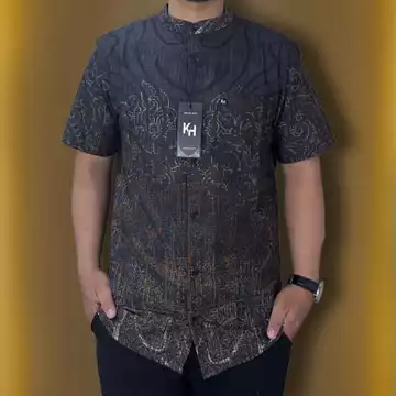 Kemeja KH Lengan Pendek Pria Dewasa Motif Grafis Slimfit Kerah Sanghai