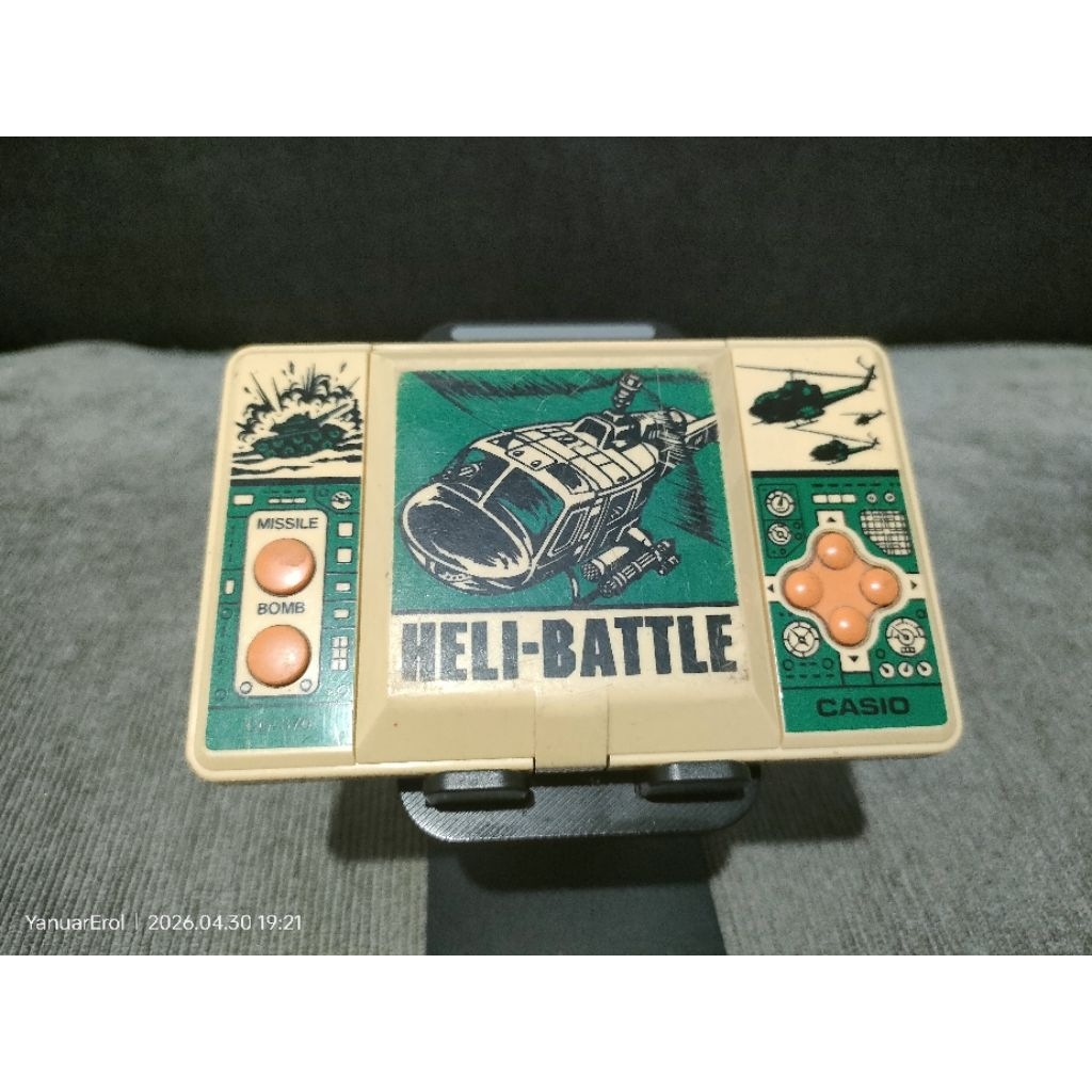 CASIO ゲームウォッチ SHURTTLE bomber Handheld Empire - game