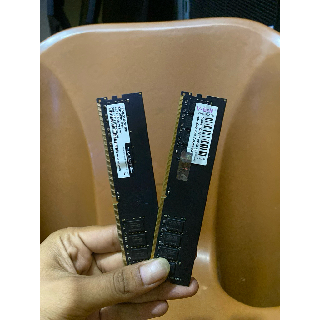 Jual RAM/MEMORY 8GB ddr4 pc2400 longdim garansi | Shopee Indonesia