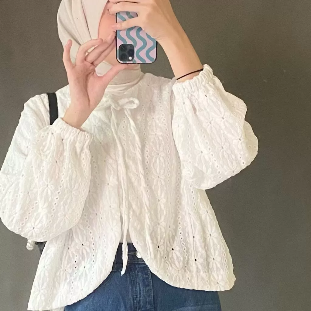 Queenie Outer By Boonaachic | Atasan Outer Wanita | Atasan Baju Wanita | Baju Wanita Terbaru | Blouse Korean Style | Outfit Warna Pastel