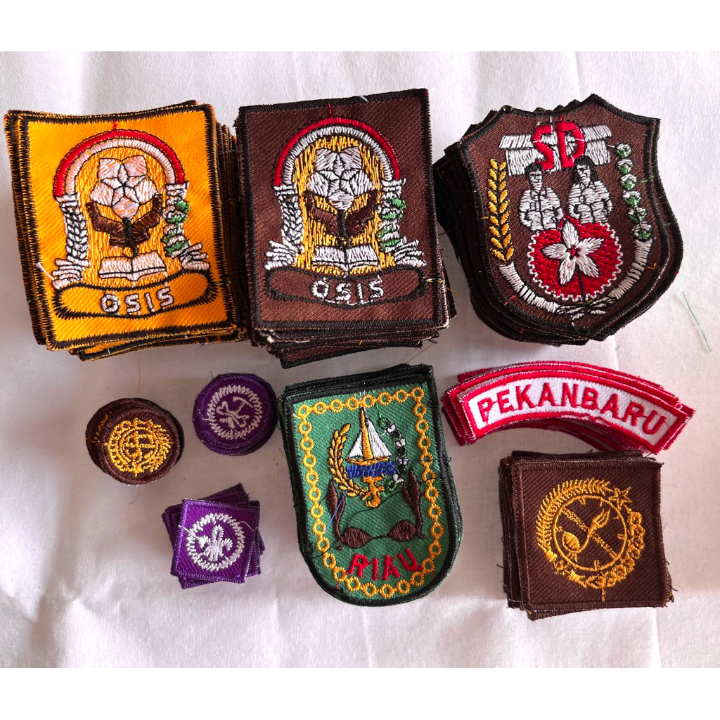 Jual Logo Bordir seragam sekolah aneka ragam per pcs | Shopee Indonesia