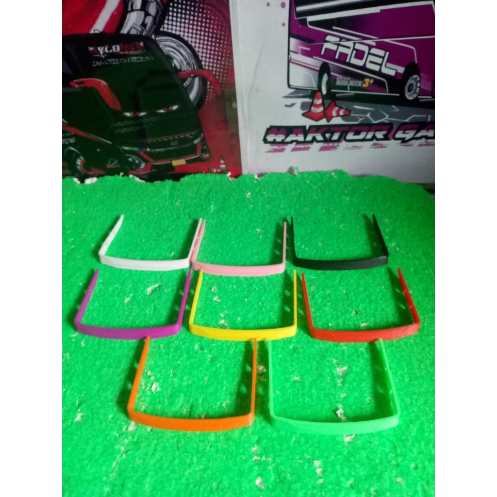 Jual aksesoris bando UHD miniatur bus tronton rkc terbaru | Shopee ...