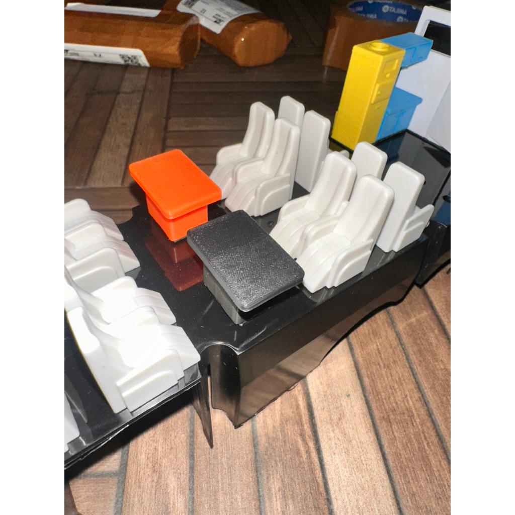 Jual Miniatur Meja untuk interior Bus RKC Tronton Terbaru | Shopee ...