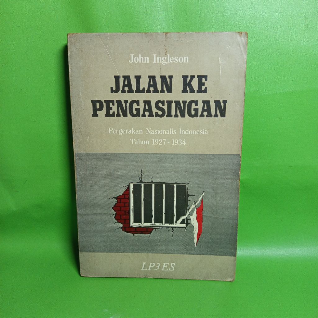 Jual Buku Jalan ke Pengasingan - John Ingleson | Shopee Indonesia