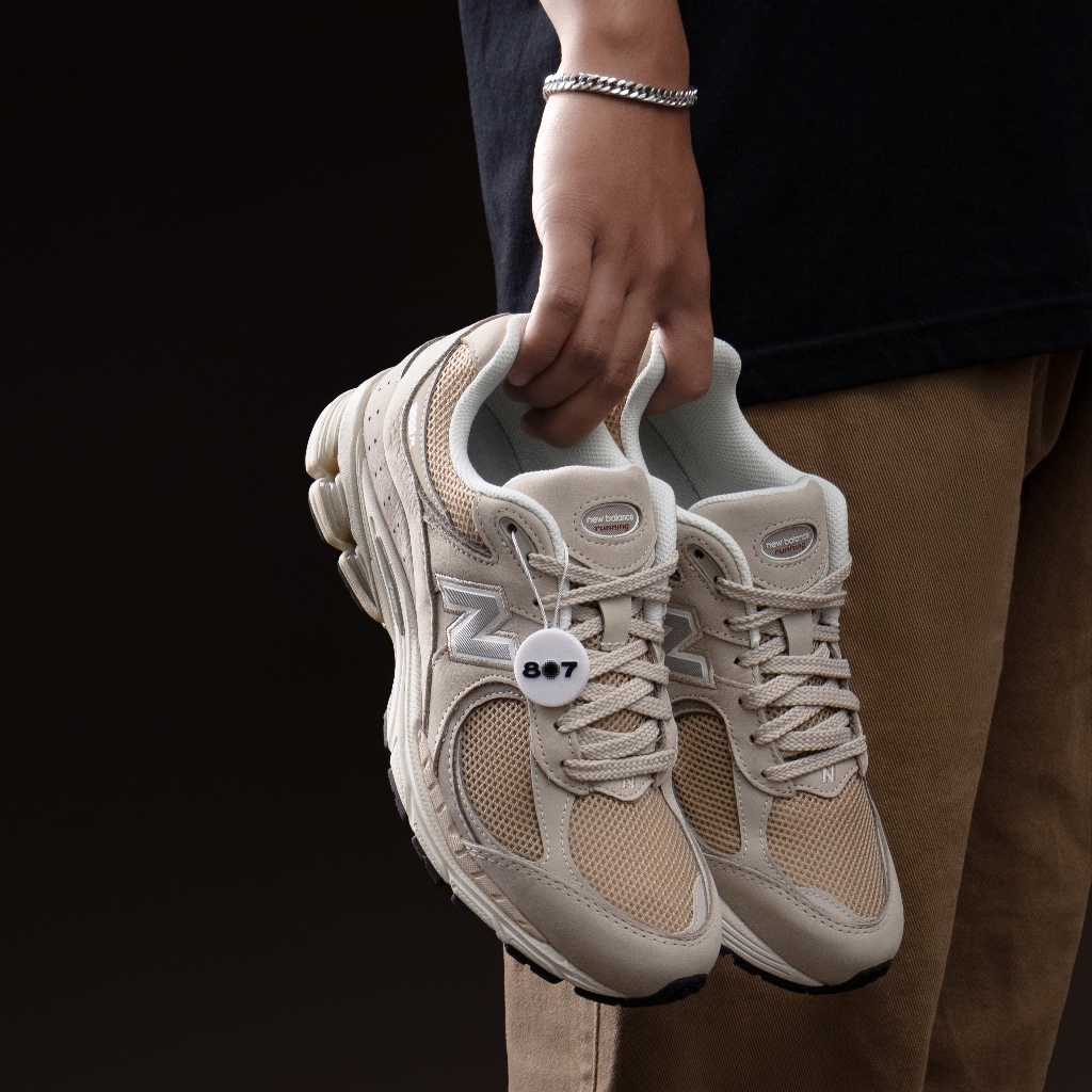 Jual New Balance 2002R Beige Timberwolf | Shopee Indonesia