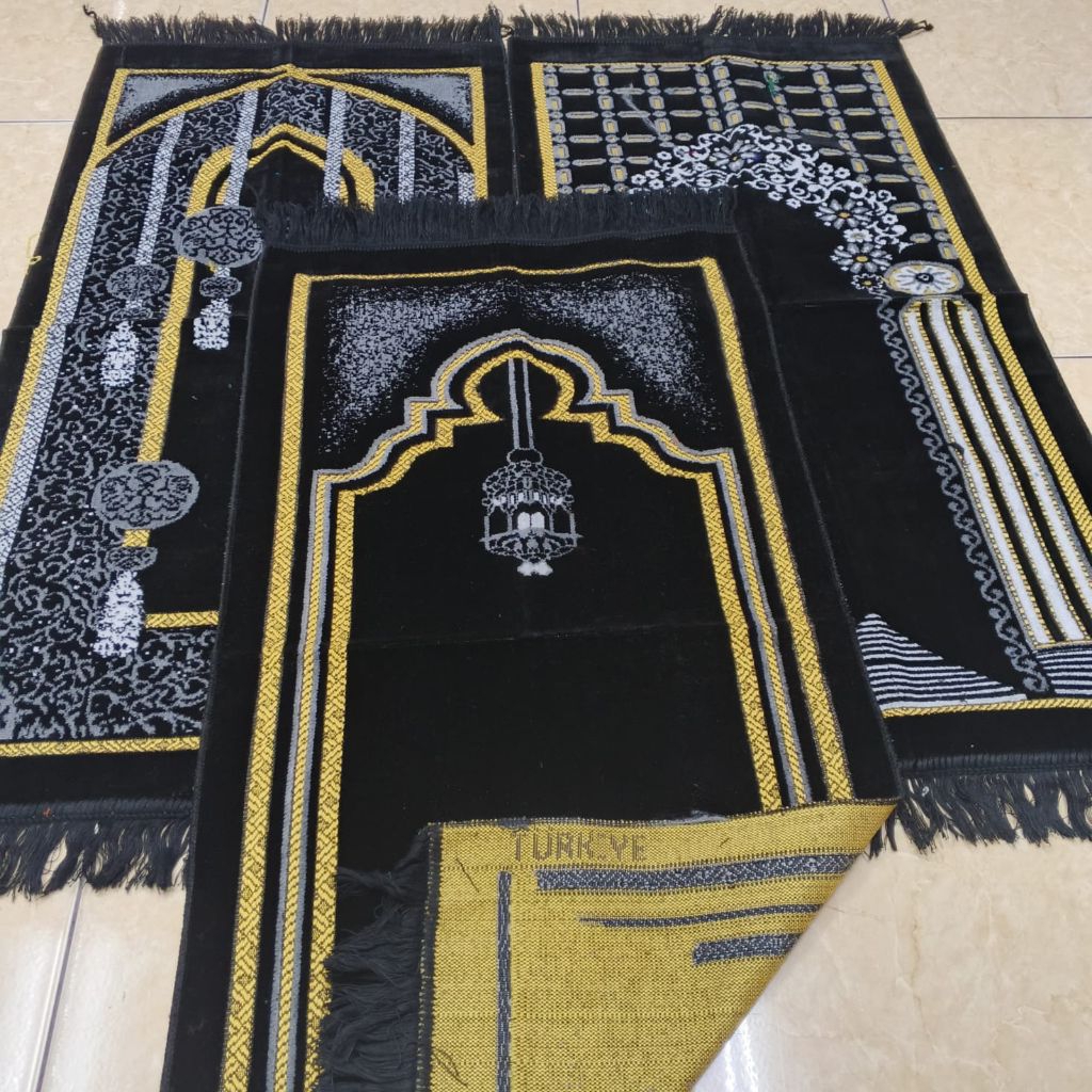 Sajadah Turki Oleh Oleh Ukuran 50cmx100cm Husus Warna Hitam