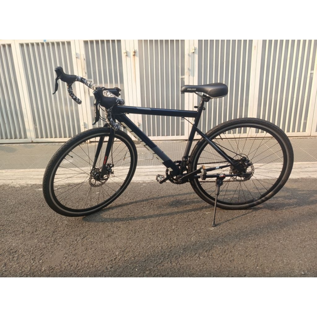 Jual sepeda roadbike police toronto 700c | Shopee Indonesia