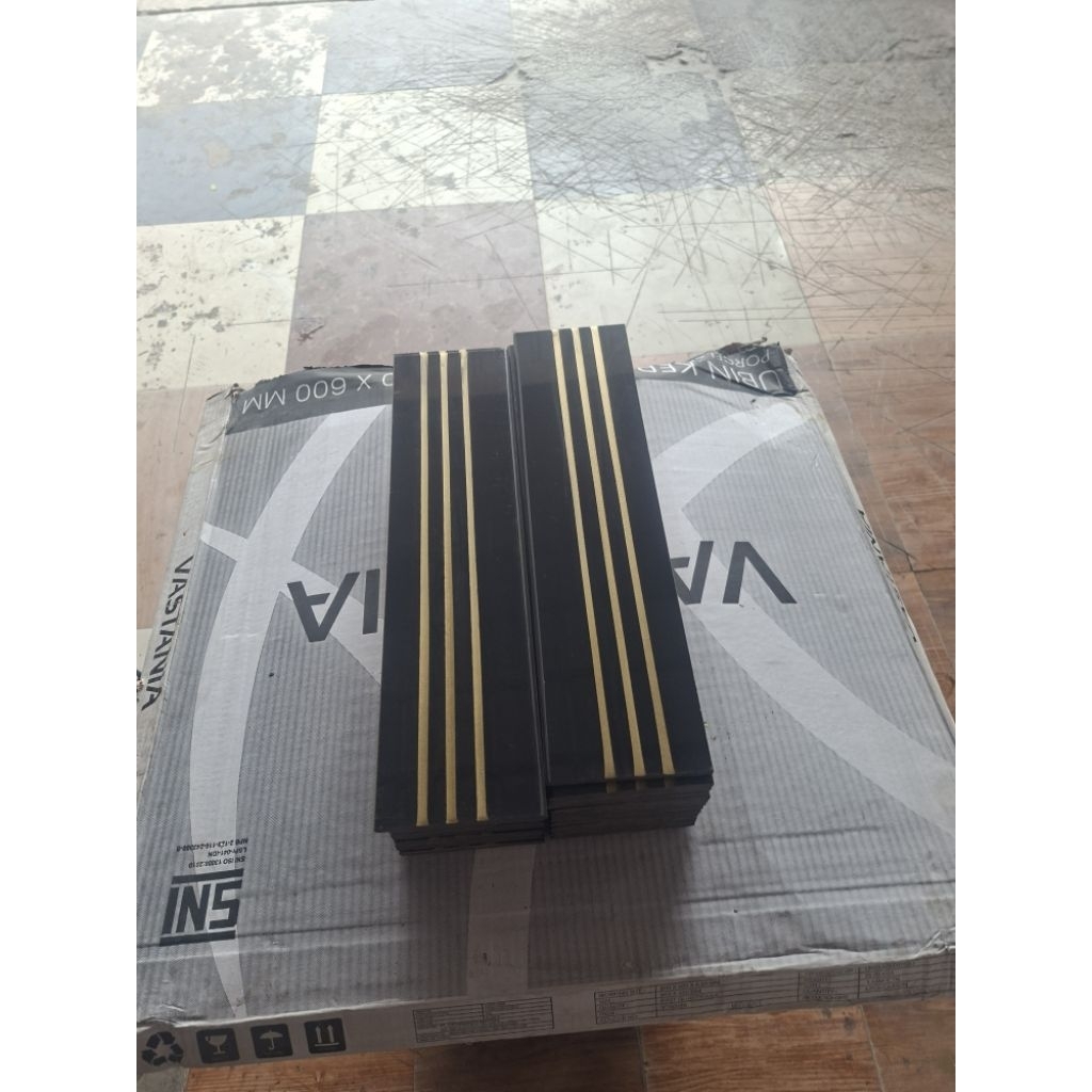 Jual list plin granit kramik 10x60 10x50 hitam polos stepnosing ...