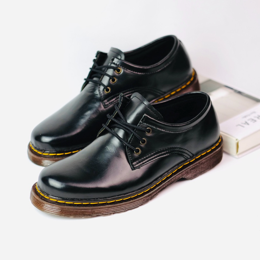 Jual Sepatu Pria Docmart Casual Kulit Asli / Leather Shoes Model Boots ...