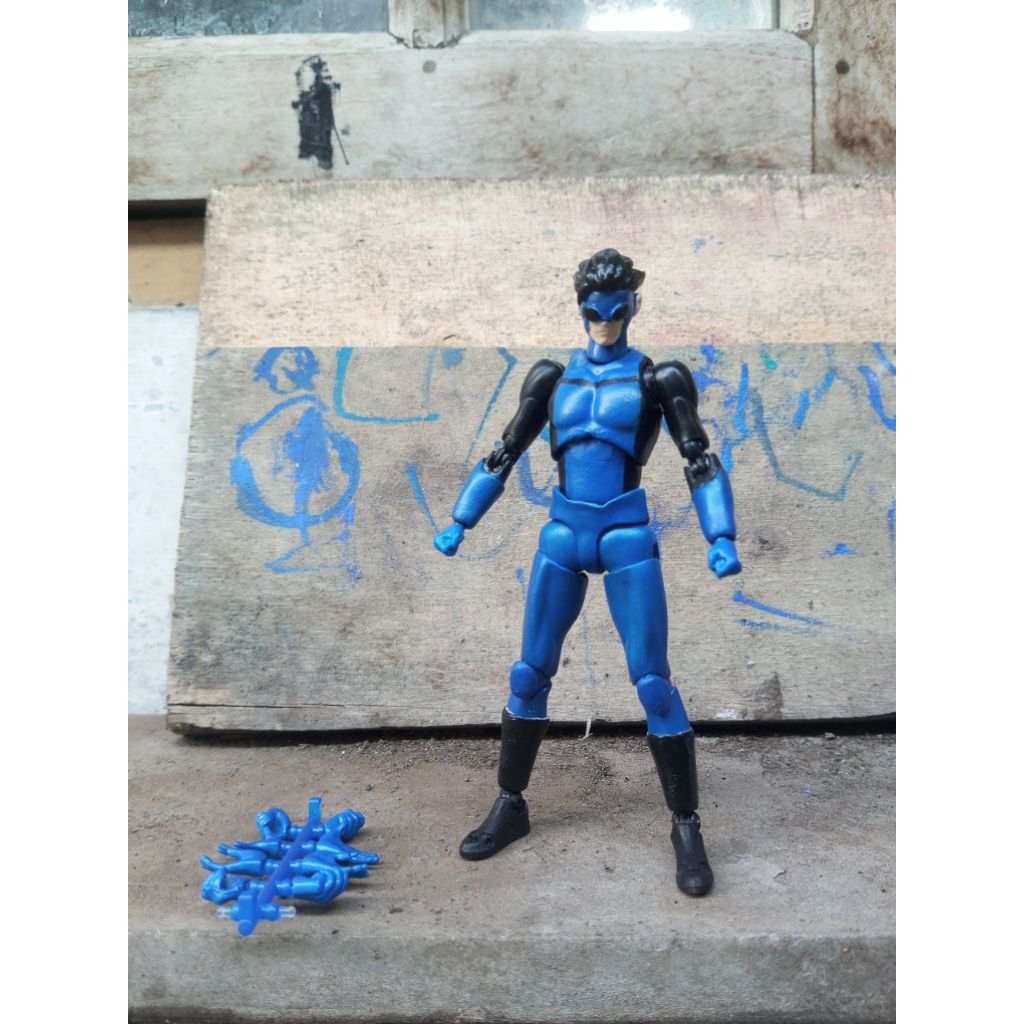 Jual shf the invincible variant blue suit Mark Grayson # action figure ...
