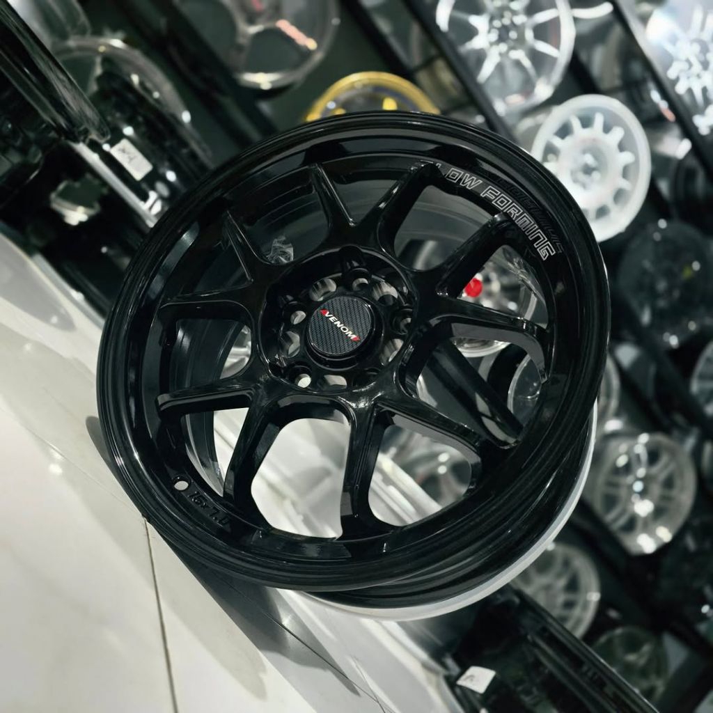 Jual velg venom 6 flow forming r16 lebar 7 pcd 5x114,3 et 40 velg mobil ...