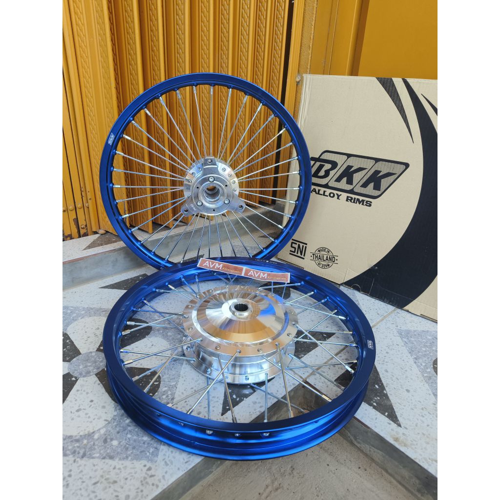 Jual TERLARIS paket velg PCX 160 nmax old aerox 155 pelek jinfei veleg ...