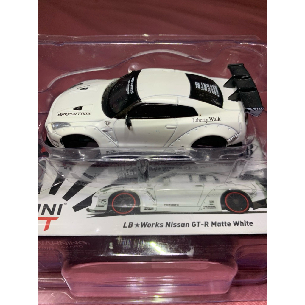 Jual Mini GT Nissan GTR LB-Works Matte White no.9 / nissan skyline