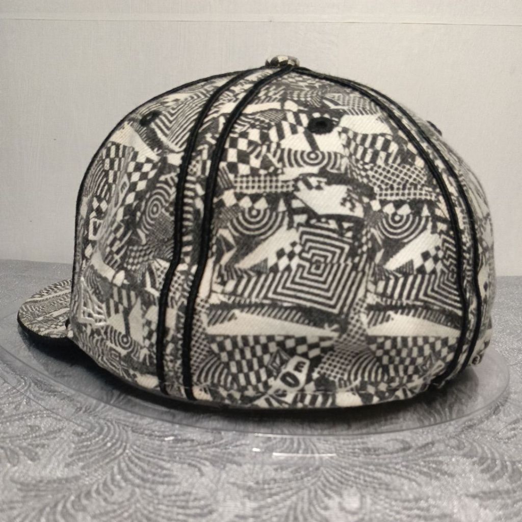 Jual Topi Fitted VOLCOM x NEW ERA | Shopee Indonesia