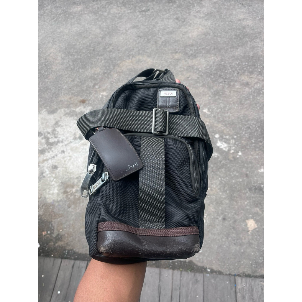 Jual TUMI Alpha Bravo Monterey Sling Bag Ballistic Nylon & Leather