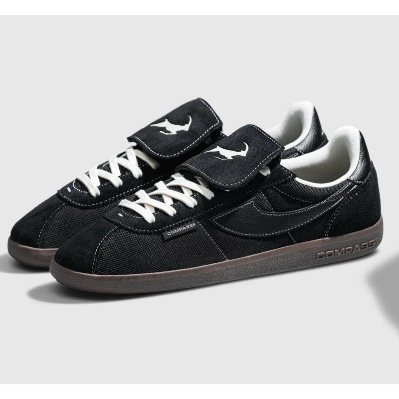 Jual Sepatu Sneakers Compass Tribune Home Away Black Maroon Sepatu ...