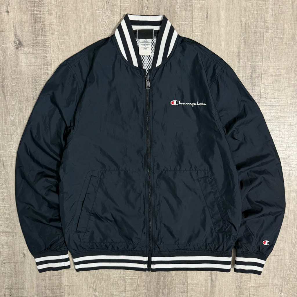 Jual Champion script logo varsity jacket black | Shopee Indonesia