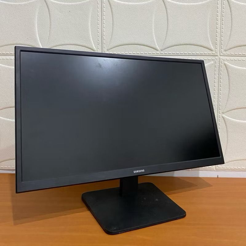Jual Layar Monitor Samsung LS22A336NHEXXD Monitor 22 Inch Jernih Full ...