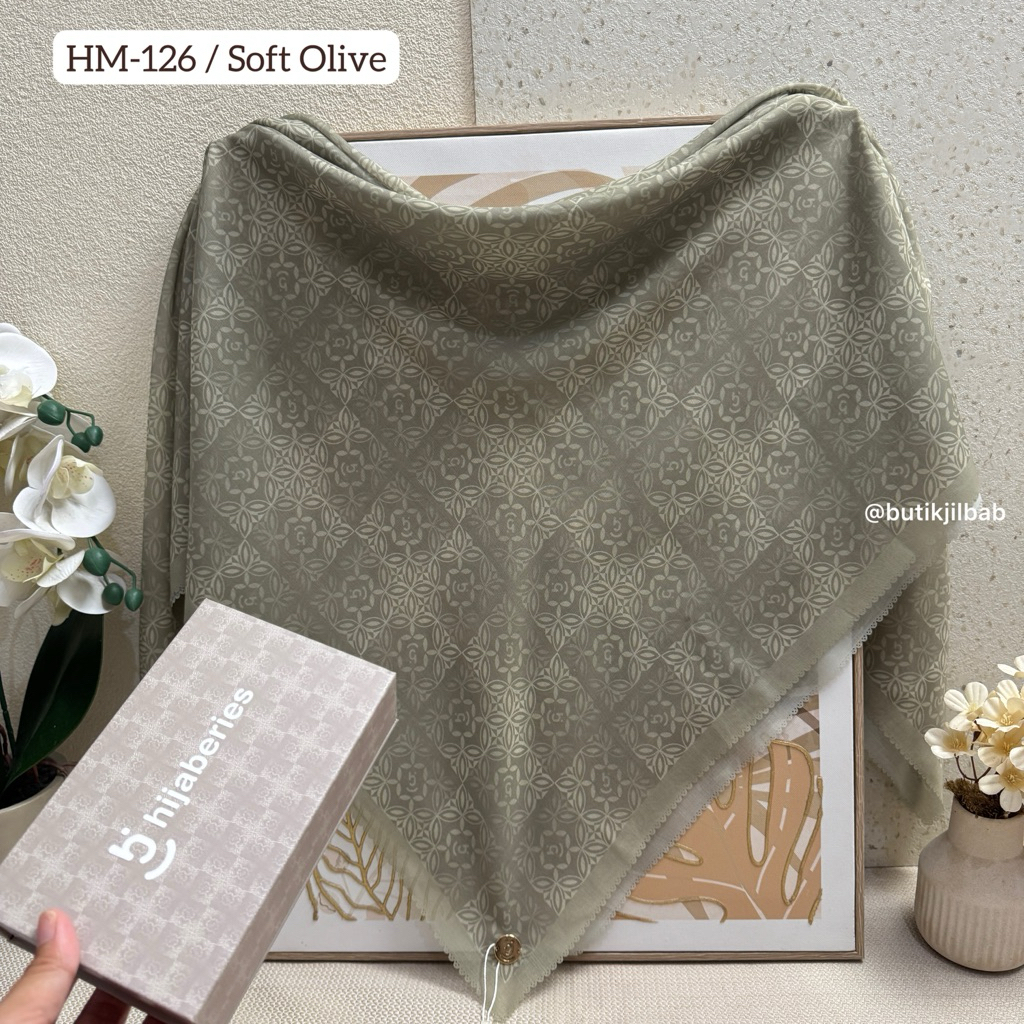 Hijaberies Motif With Box Hijab Segiempat Motif Lasercut Premium