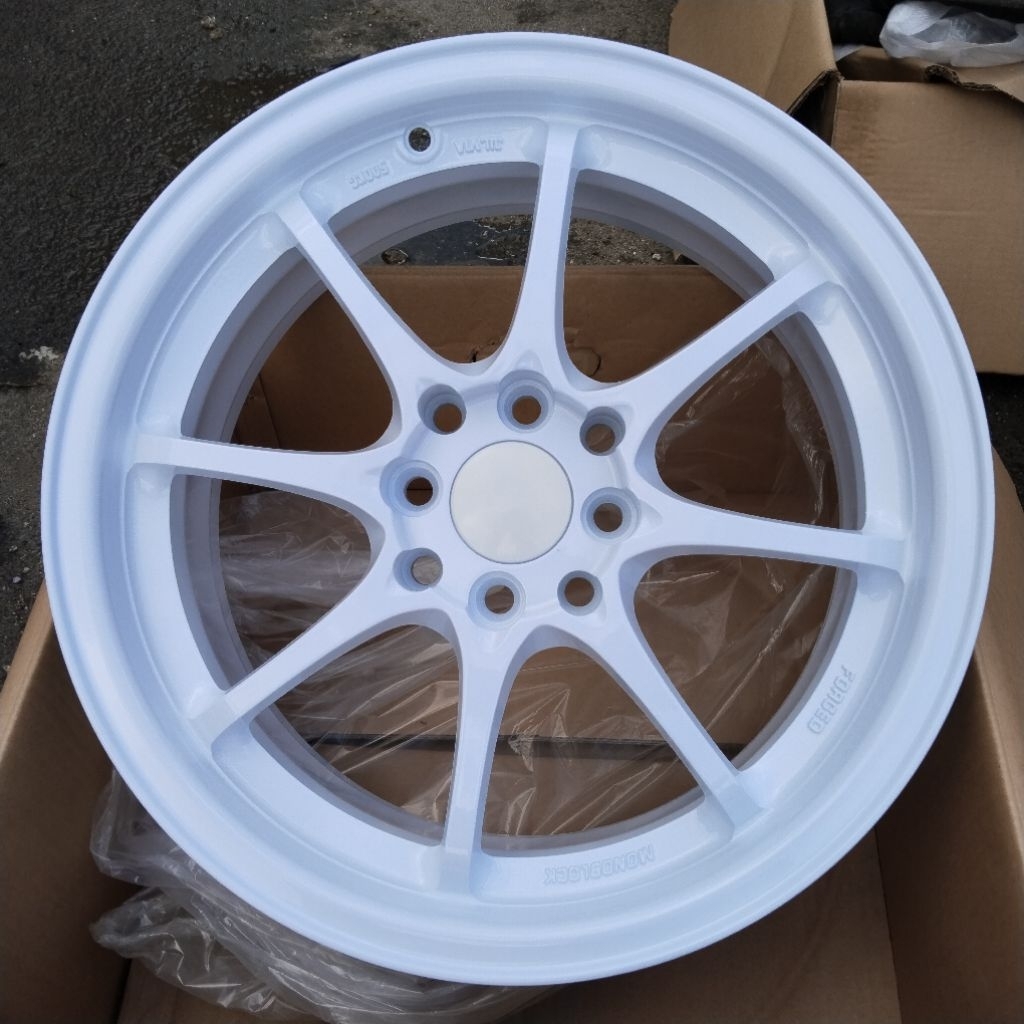 Jual Velg Racing JDM Rays Ce28 R16 Pcd 8x100/114 Lebar 7 Et 35 White ...