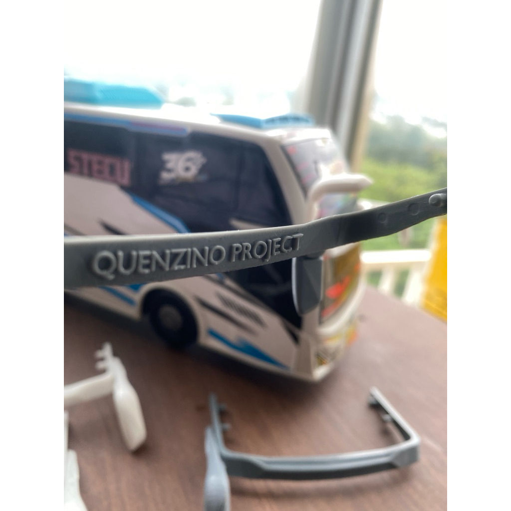 Jual TOPI SPION MAGNET JB5 TRONTON UHD RKC MINIATUR BUS | Shopee Indonesia