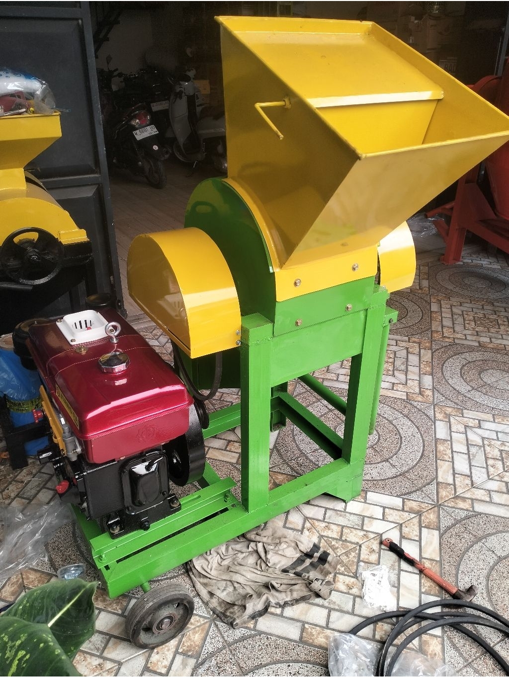 Jual MESIN PENCACAH RUMPUT, KOMPOS, SAMPAH' ORGANIK TIPE 30 DENGAN RODA ...