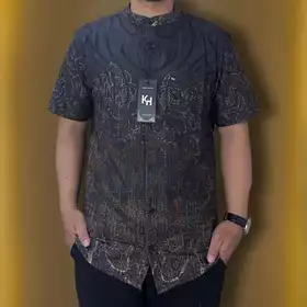 Kemeja KH Lengan Pendek Pria Dewasa Motif Grafis Slimfit Kerah Sanghai