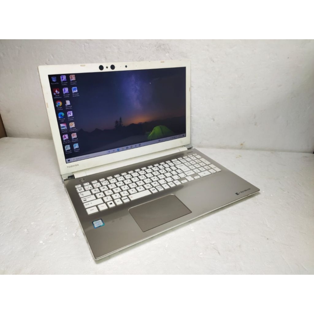 Jual B664 Laptop Toshiba Dynabook T75/GGS core i7-gen8 Ram 8GB ssd