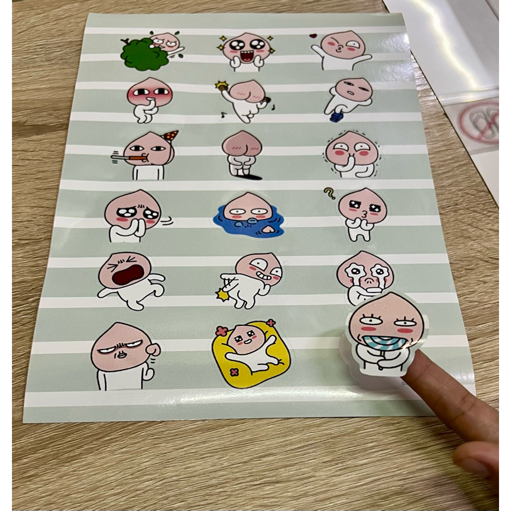 Jual Sticker Emoticon bahan Sticker Vynil Glosy print and cut | Shopee ...