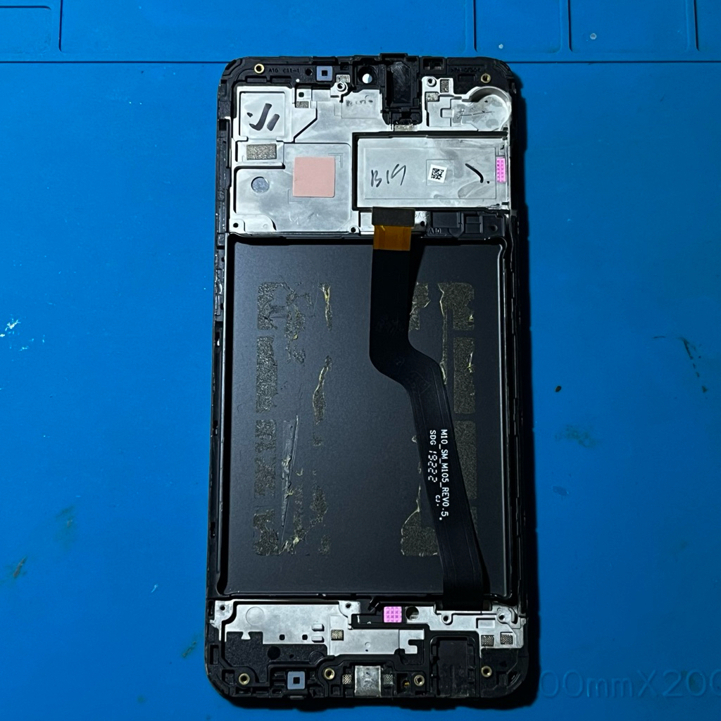 Jual LCD Samsung M10 M105 copotan plus frame (minus bubble lihat foto ...