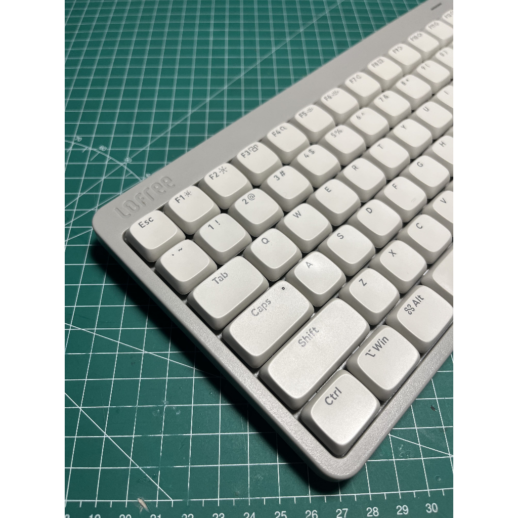 Jual [PRELOVED] Lofree FLOW LITE 84 Low-Profile Mechanical Keyboard Tri ...
