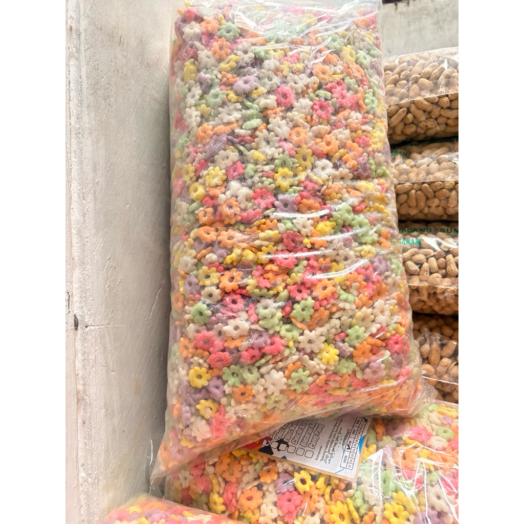 Jual snack sakura pilus ribut warna warni 1kg | Shopee Indonesia