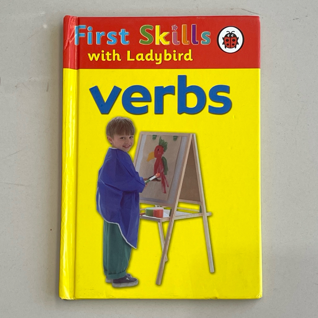 Jual Buku FIRST SKILLS WITH LADYBIRD VERBS | Shopee Indonesia