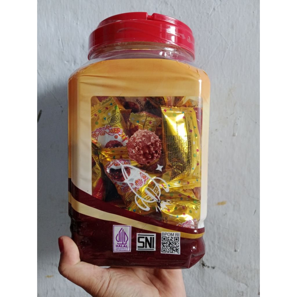 Jual Rocho Wafer Bulat Coklat dan Kacang 300 gram | Shopee Indonesia