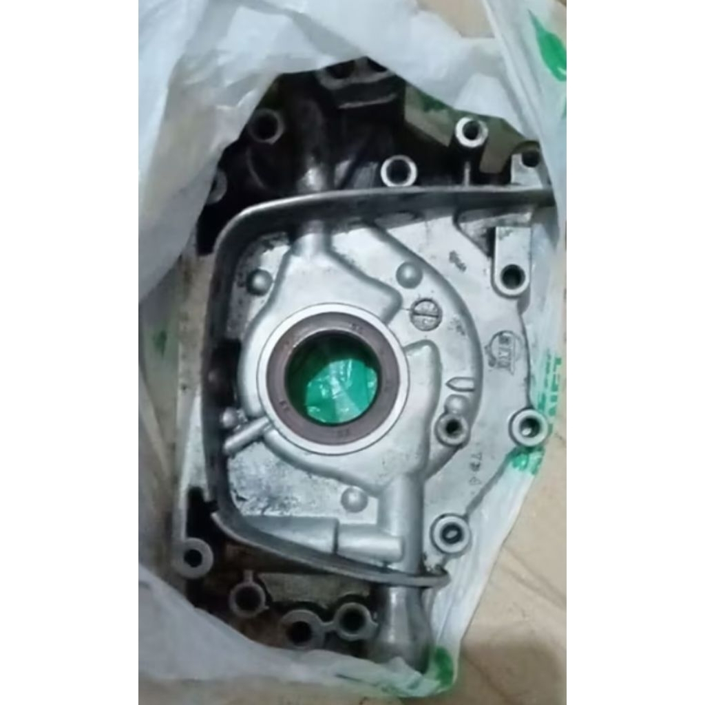 Jual POMPA OLI FUTURA INJEKSI/ APV ORIGINAL CABUTAN | Shopee Indonesia