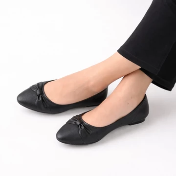Sepatu Wanita Shoequ Bianca Flat Shoes Anti Slip Sol Karet Hitam