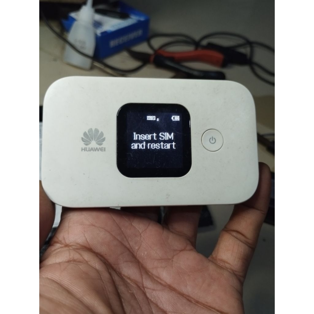 Jual modem gsm 4g huawei e5577 dan e5576 mulus batre bagus | Shopee ...