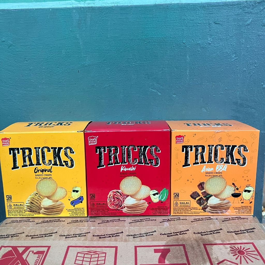 Jual TRICKS BISKUIT KENTANG BAKED CRIPS ALL VAR 1 BOX ISI 10 X 12 GR ...