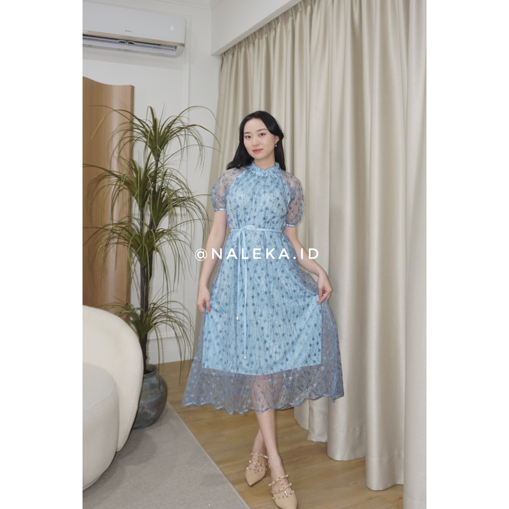 dress bridesmaid brokat 8 Model Baju Bridesmaid Satin Brokat yang Stylish, Cocok untuk Segala  Bentuk Tubuh