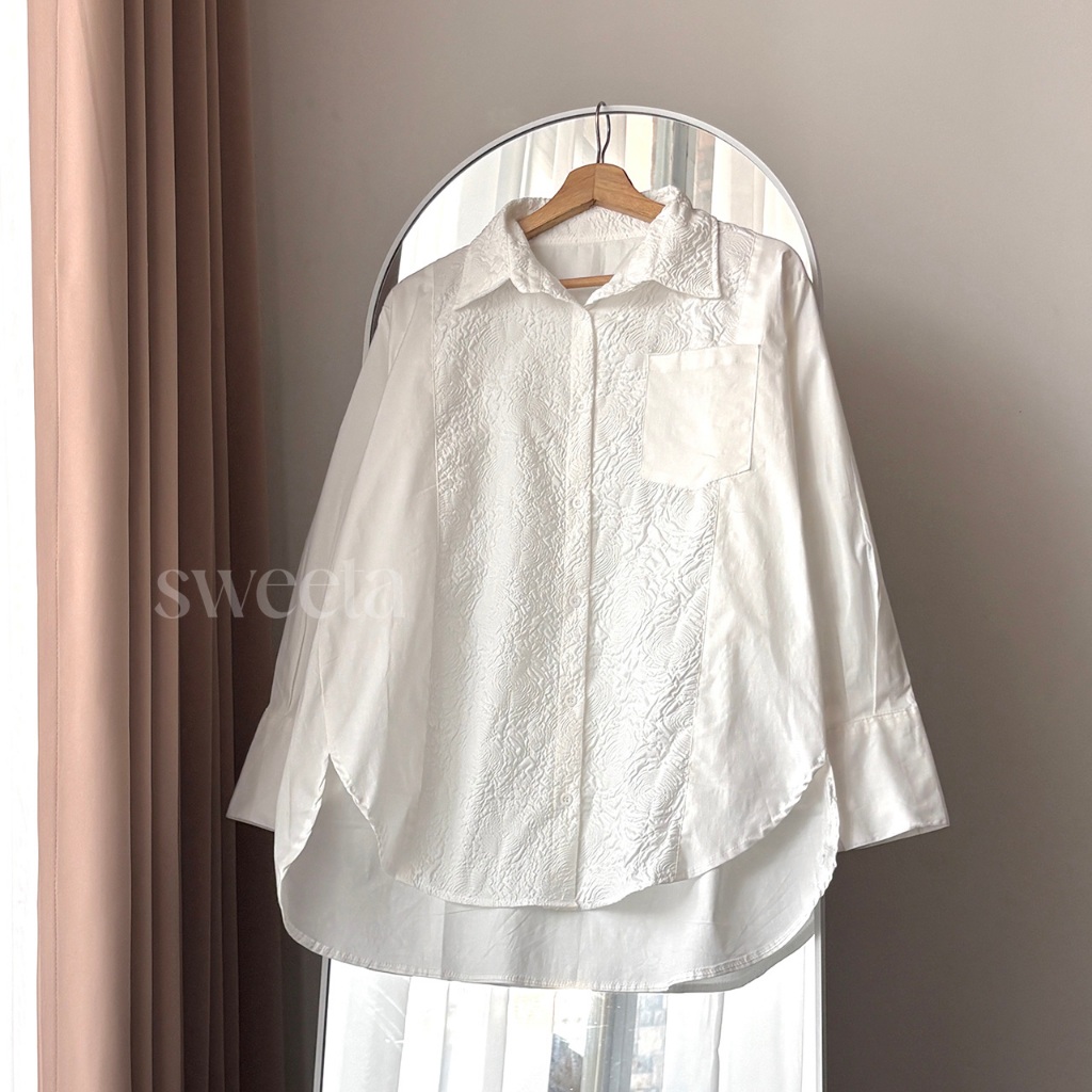 Jual SWEETA | Shirt Chasya Emboss Oversize | LD 120 cm | Cotton mix ...