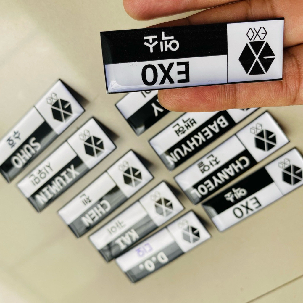 Jual PIN EXO NAME TAG BROS EXO MEMBERS PAPAN NAMA | Shopee Indonesia