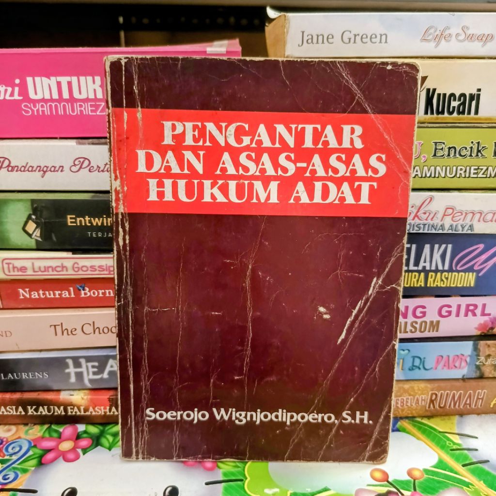 Jual BUKU PENGANTAR DAN ASAS ASAS HUKUM ADAT (ORIGINAL) | Shopee Indonesia