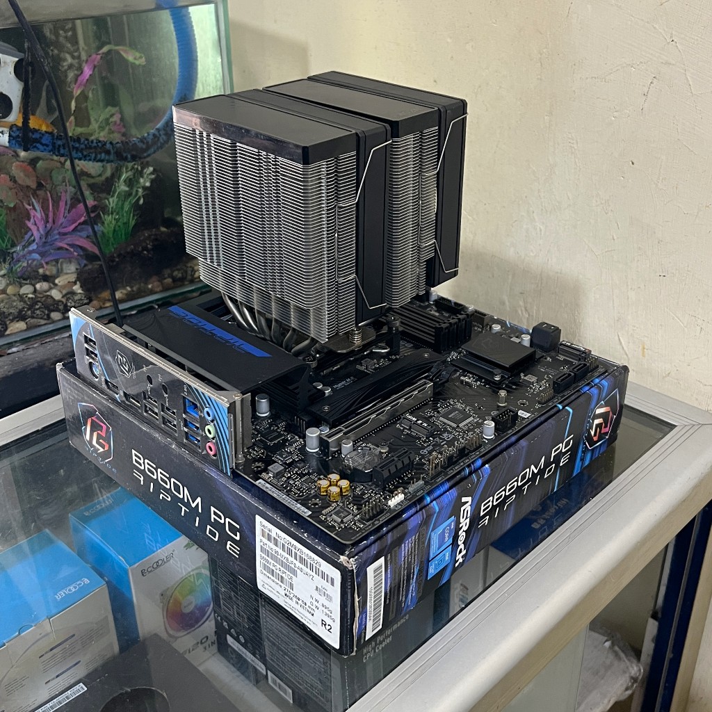 asrock b660mと i5 12400f ジャンク品 Jual Paket Motherboard ASRock B660M PG + Core i5 12400F/ Fullset