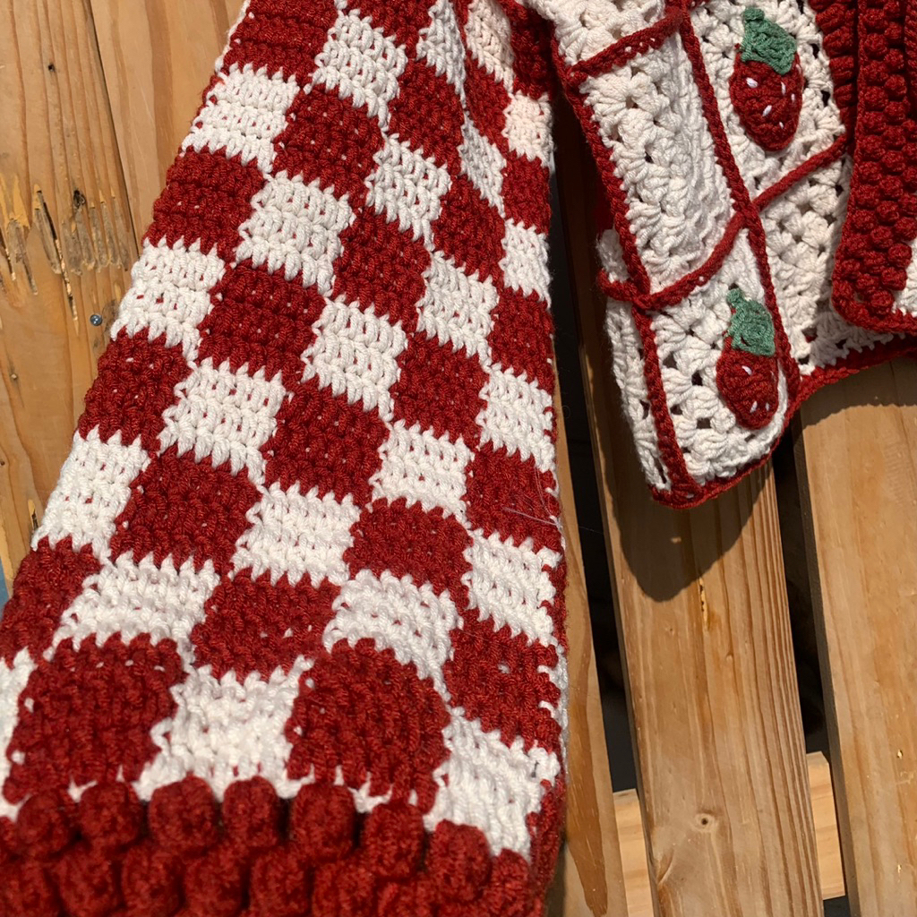 Jual CUSTOM CARDIGAN STRAWBERRY RAJUT MOTIF STRAWBERRY CROCHET SQUARE ...