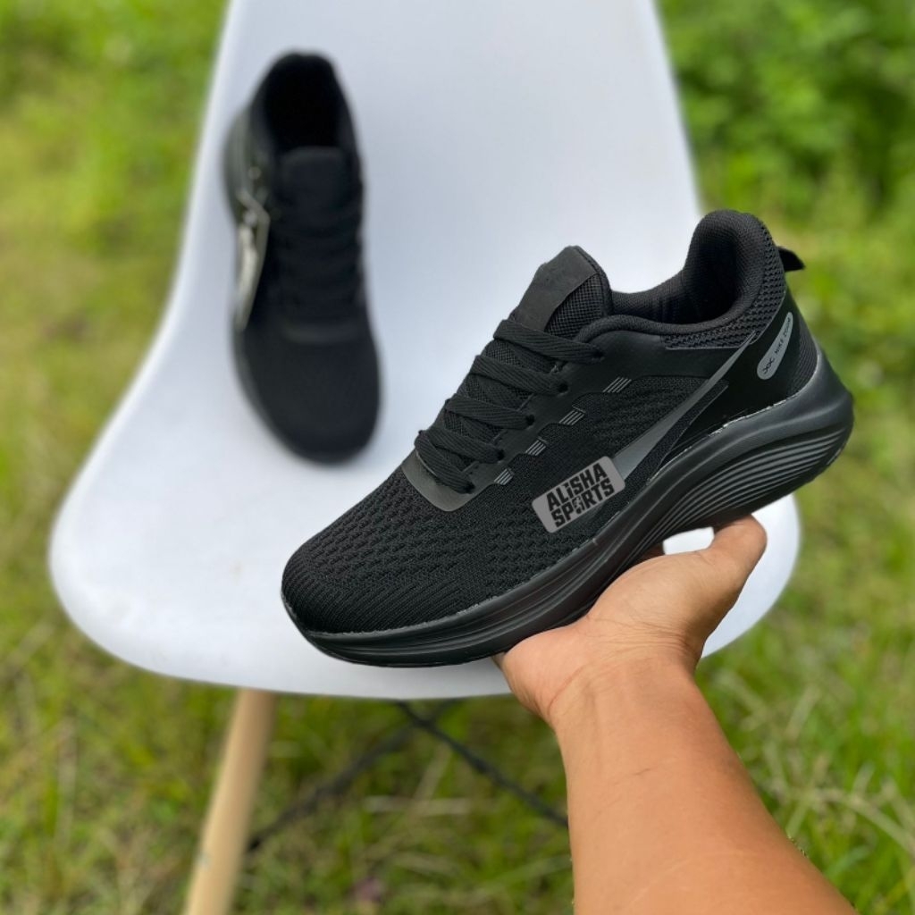 Jual SEPATU RUNING FULL BLACK IMPORT SEPATU LARI HITAM POLOS 40-44 ...