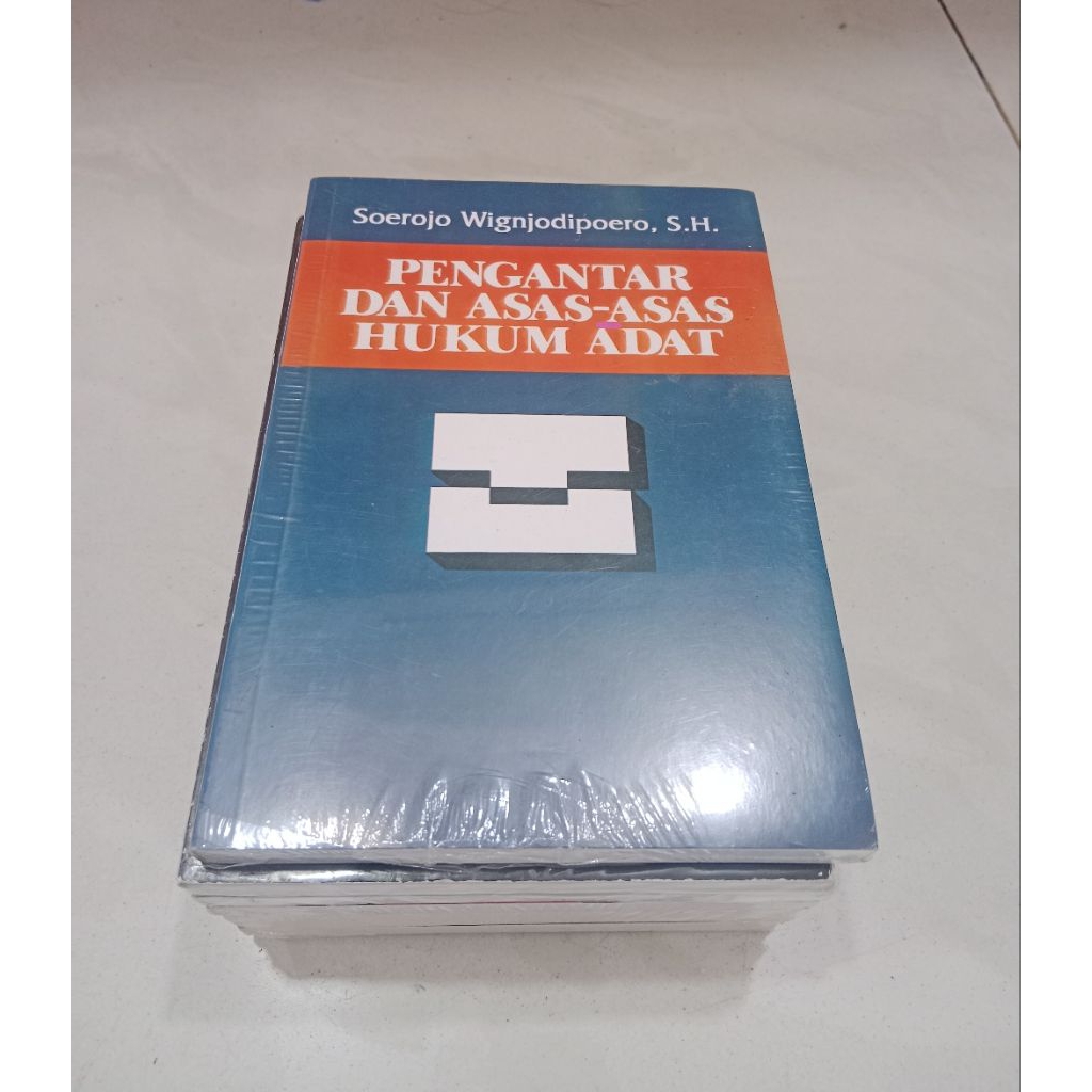 Jual buku Pengantar dan Asas Asas Hukum Adat | Shopee Indonesia