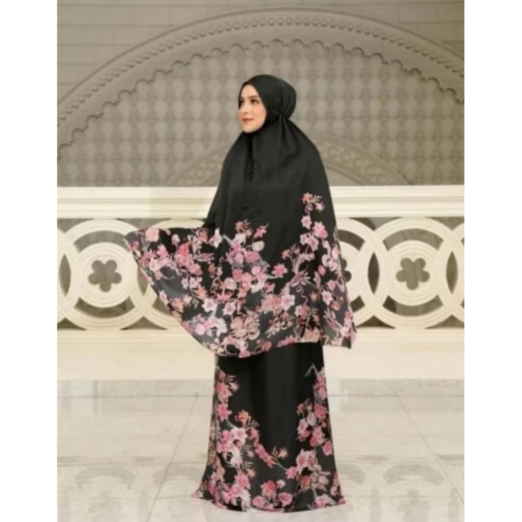 Jual As Is Prayer Robe BUTTONSCARVES | Shopee Indonesia